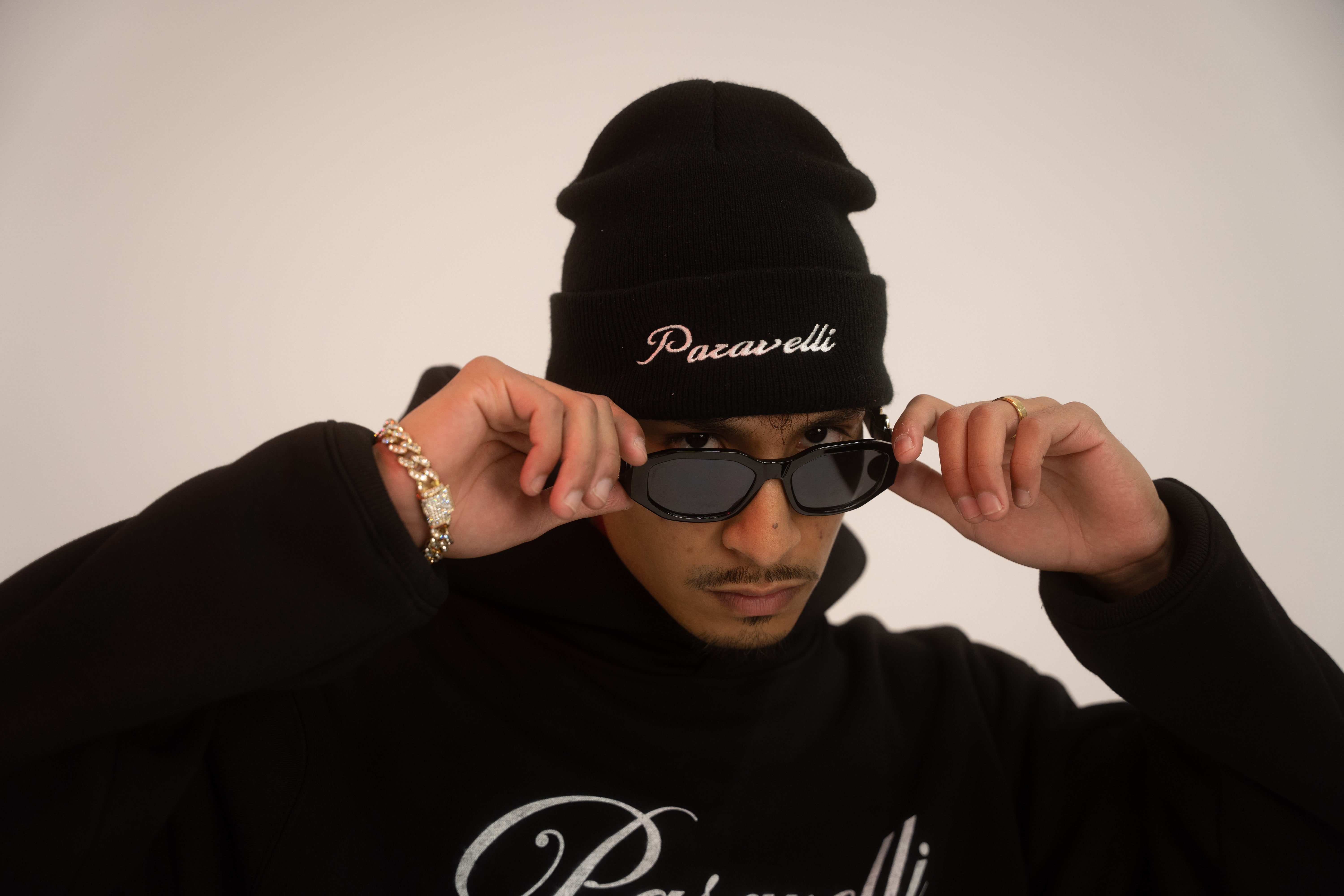 Paravelli Fitted Beanie